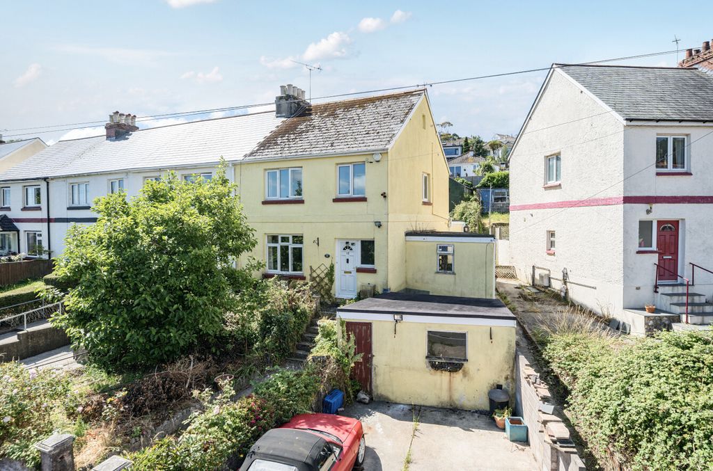 Property photo 3 of 22 3 - 1320747-2-686E405...