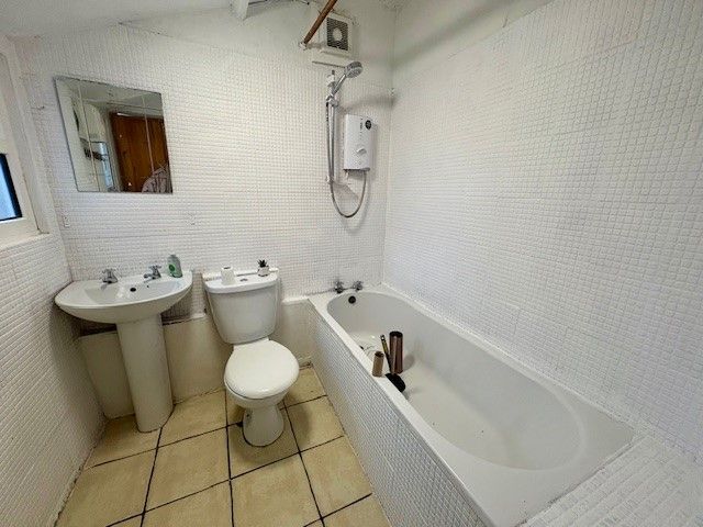 Property photo 3 of 4 Image