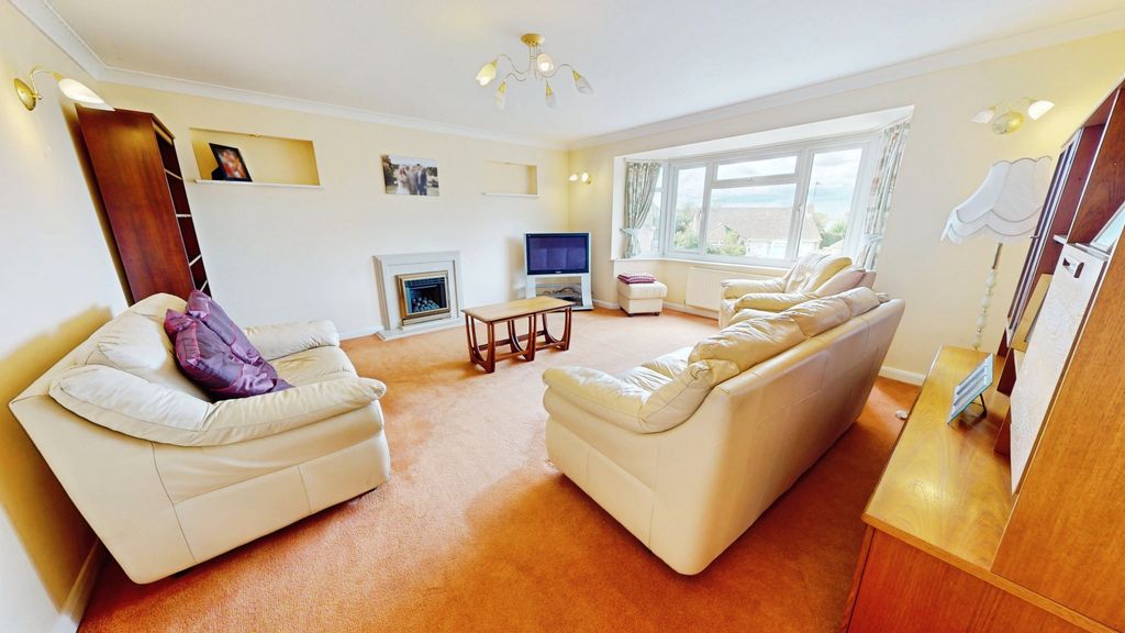 Property photo 3 of 21 Bafeb00d-08212026_135038