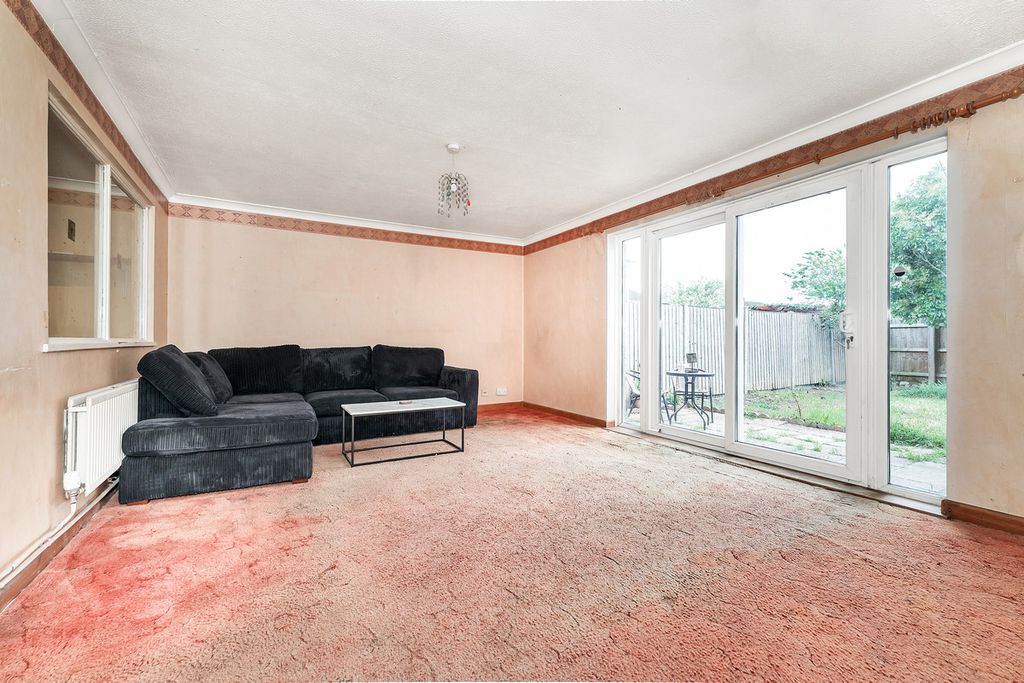 Property photo 3 of 10