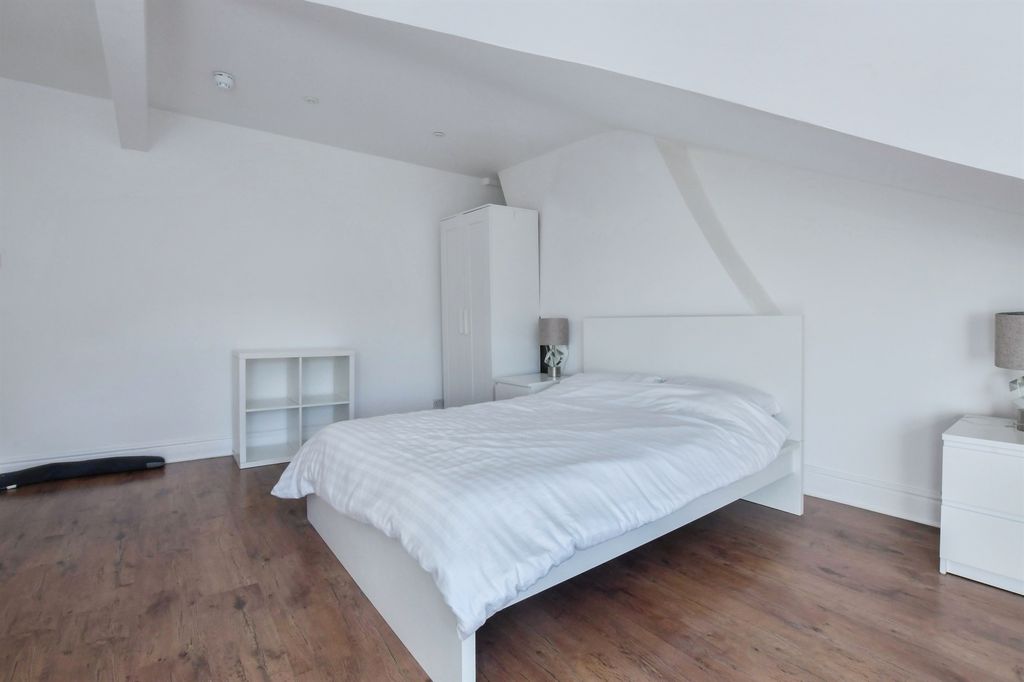 Additional image 10 of 6 bed maisonette for saleCarlton Road, Bournemouth BH1