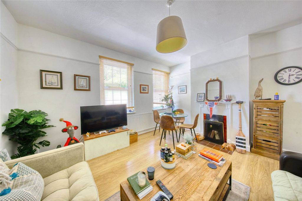 Property photo 1 of 11 Picture No. 14