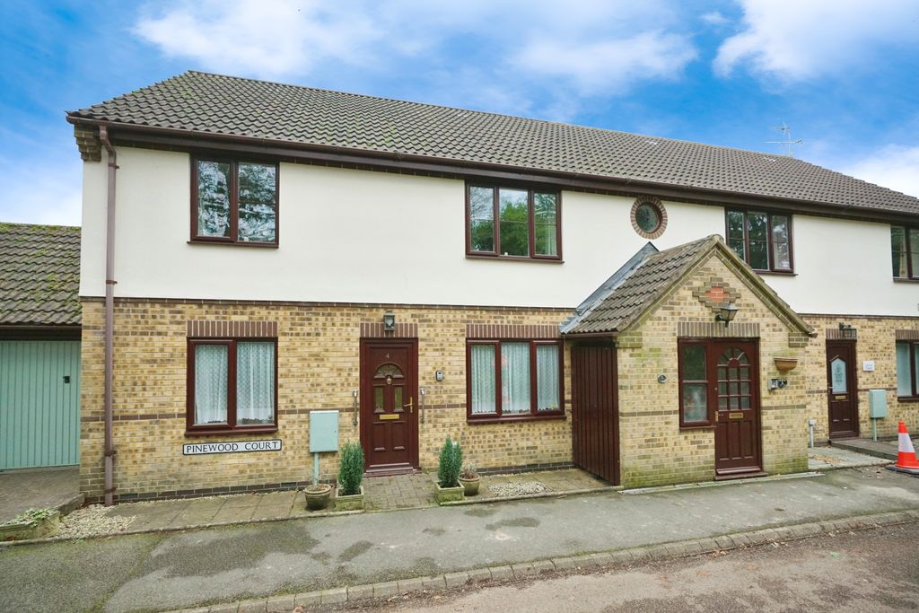 Property photo 1 of 17 Photography