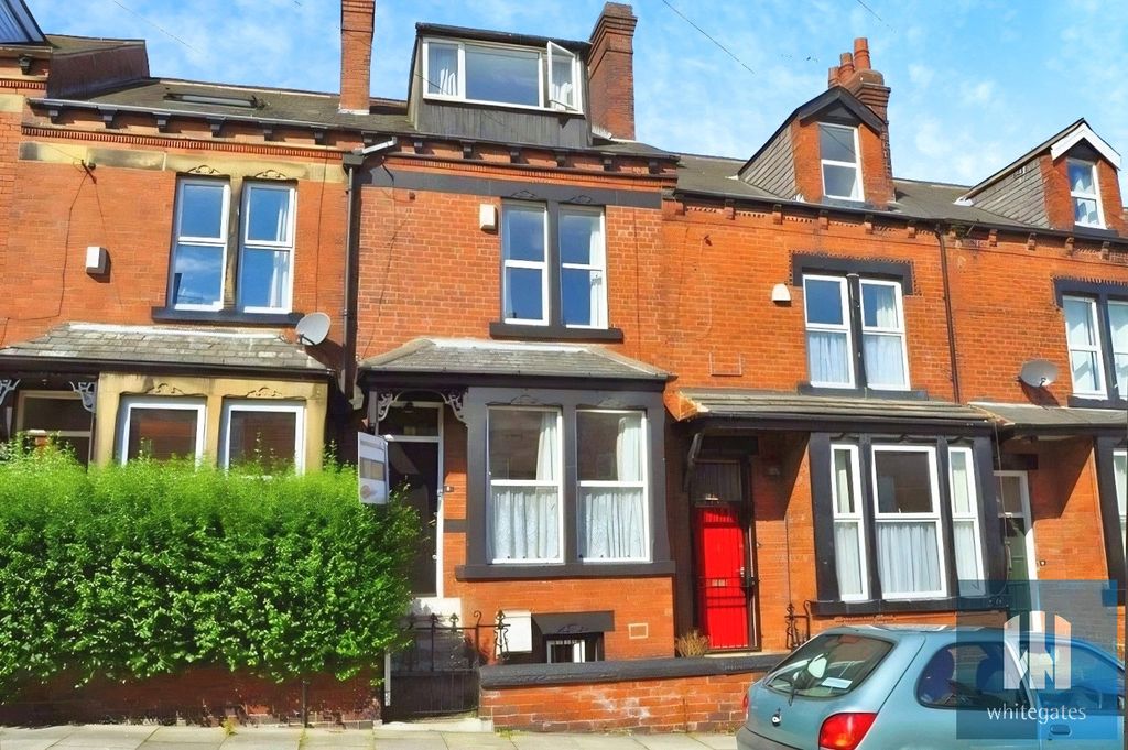 Property photo 1 of 20 Picture No. 14