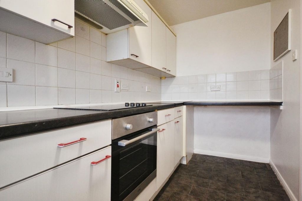 Property photo 2 of 12 A5597Bc2-Dsc_0003.Jpg