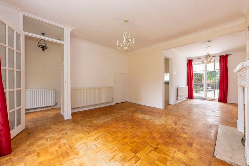 Property photo 2 of 22 Photo 9
