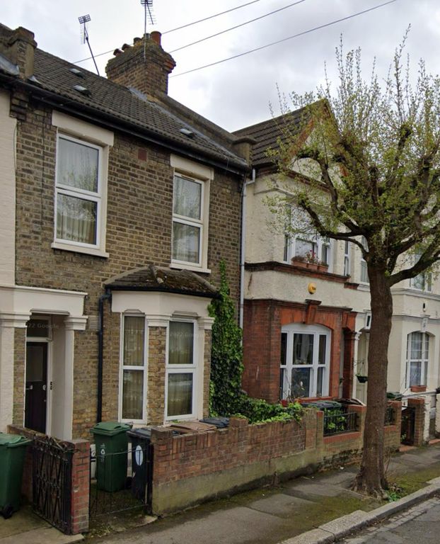 Property photo 2 of 6