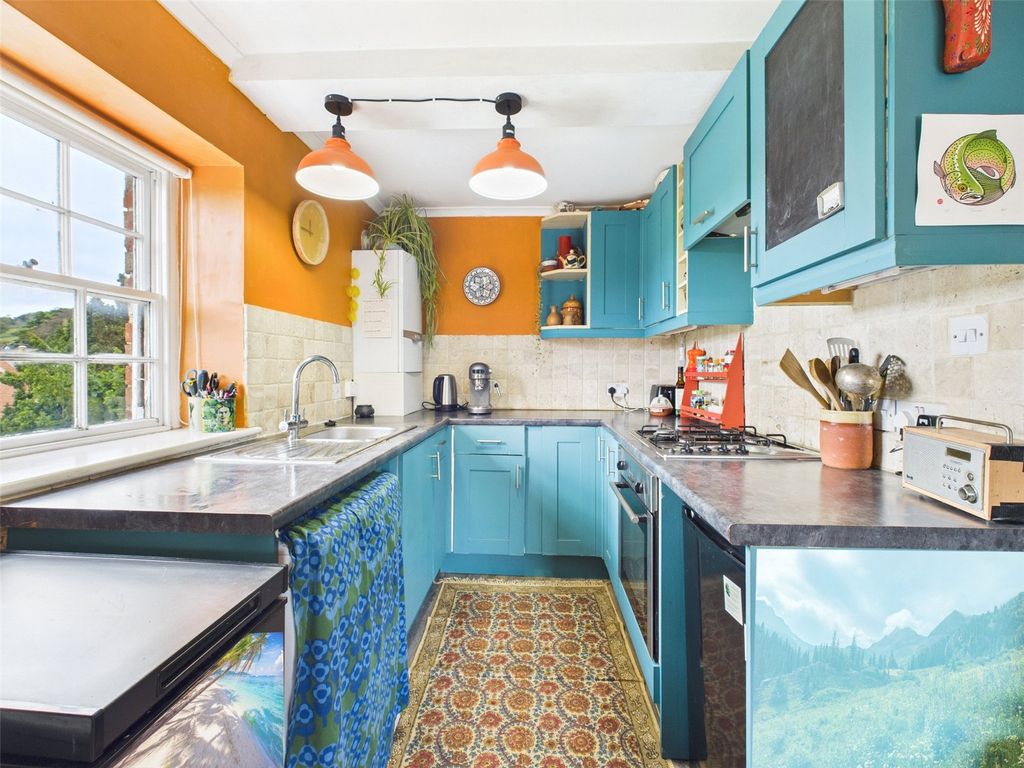 Property photo 2 of 22 Picture No. 13