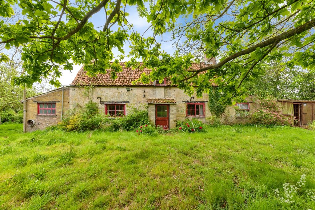 Property photo 1 of 20