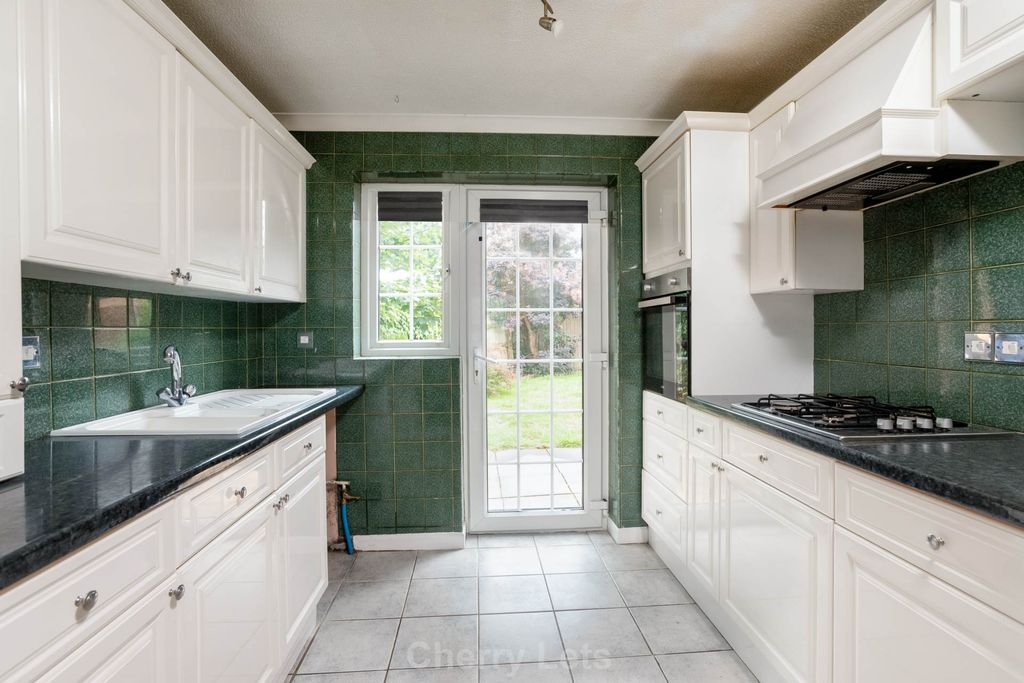 Property photo 2 of 15