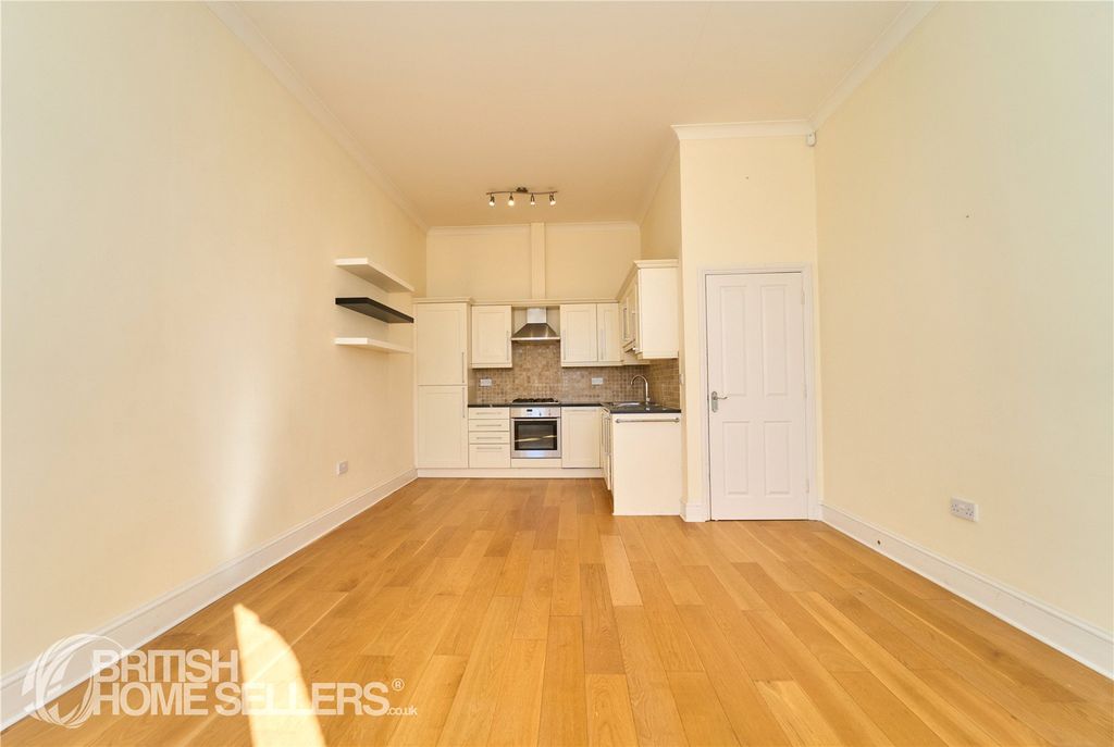 Property photo 3 of 12 Picture No. 08