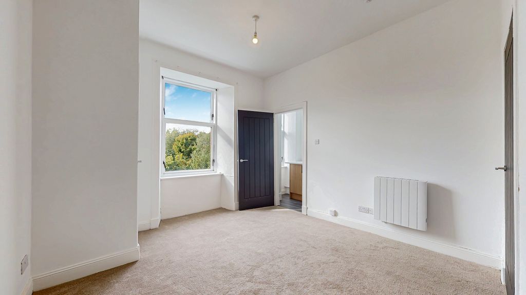 Property photo 3 of 22 12-Print-205 Cumbernauld Road Flat 3.3_12