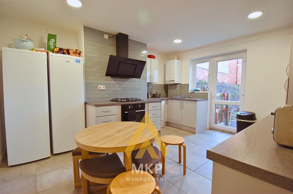 Property photo 1 of 11 1.Png