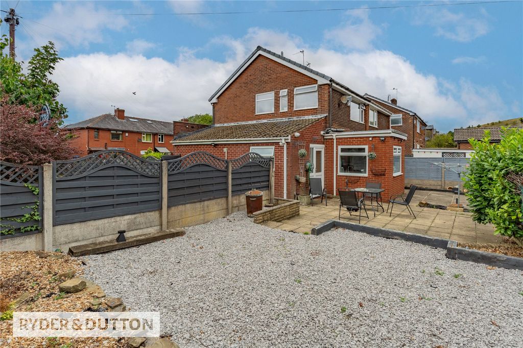 Property photo 2 of 21 Picture No. 16