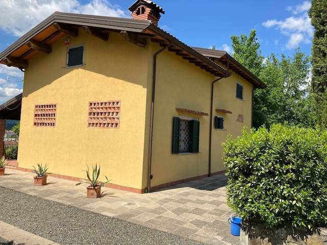 Property photo 2 of 30