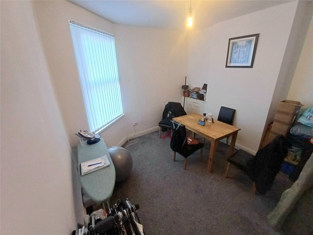 Property photo 3 of 14 Picture No. 15