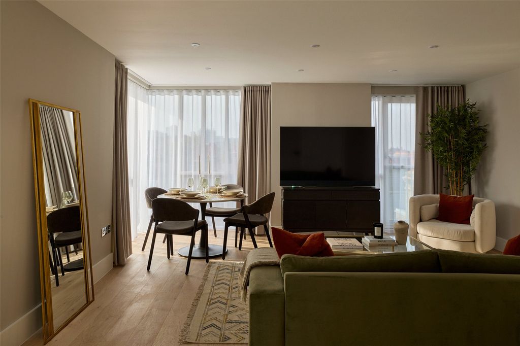 Property photo 1 of 9 Picture No. 05