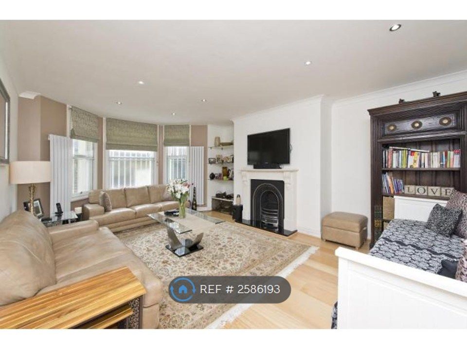 Property photo 3 of 9 Master Bed 1 (Can Also Be Second Reception Room)