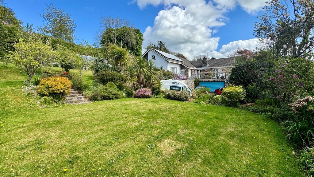 Property photo 2 of 24 19.Jpg