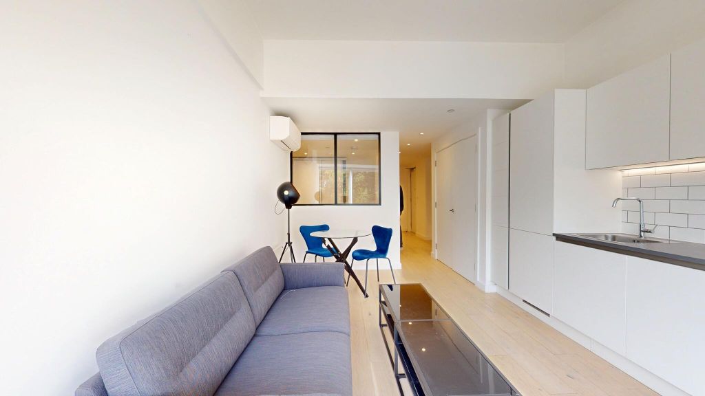 Property photo 3 of 10