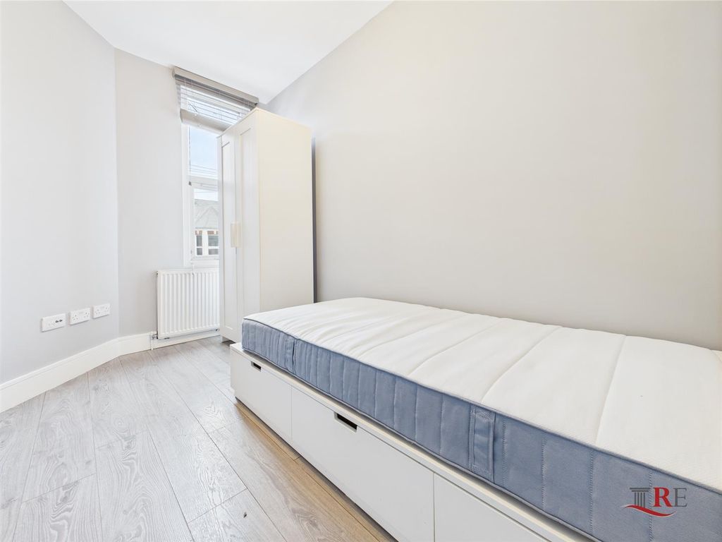 Property photo 2 of 5 Cam02489G0-Pr0170-Still002.Jpg