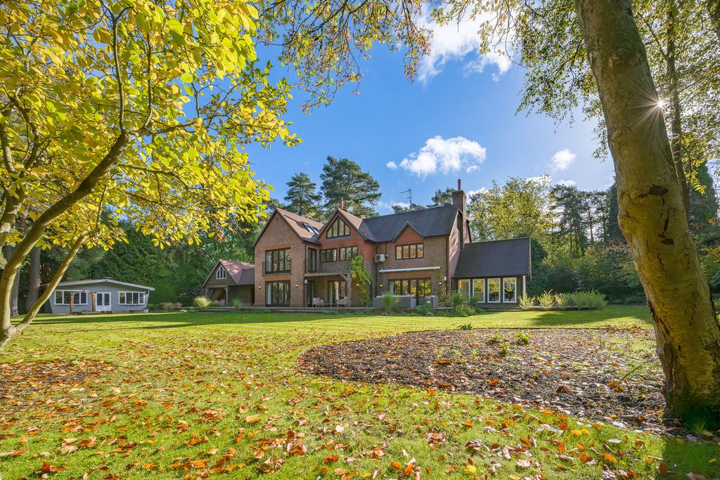 Property photo 3 of 36