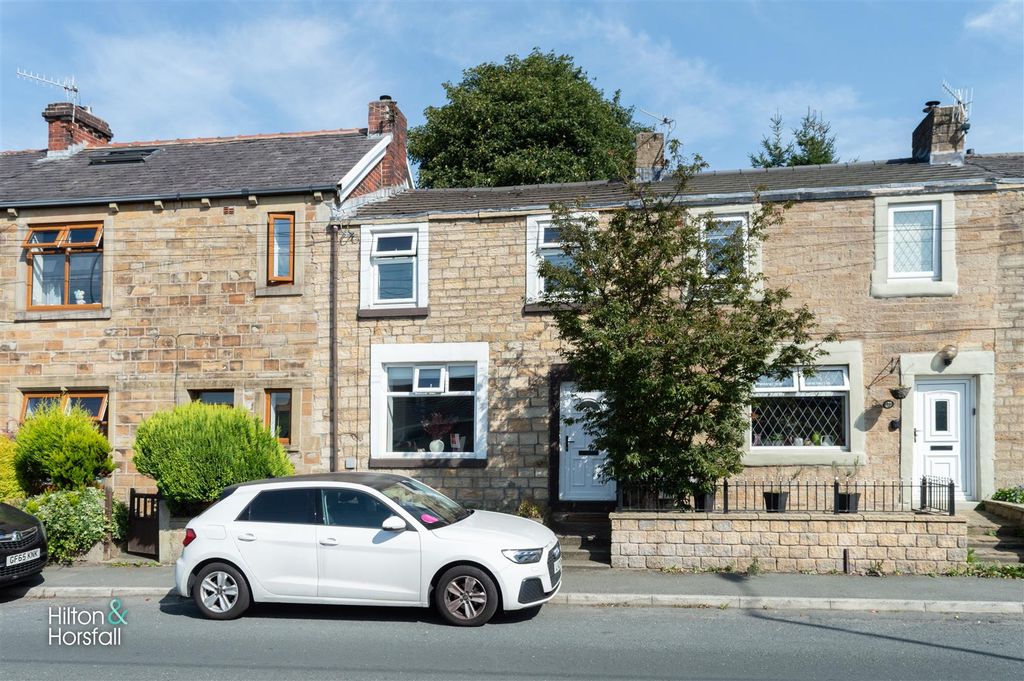 Property photo 1 of 13 Higher Reedley Road