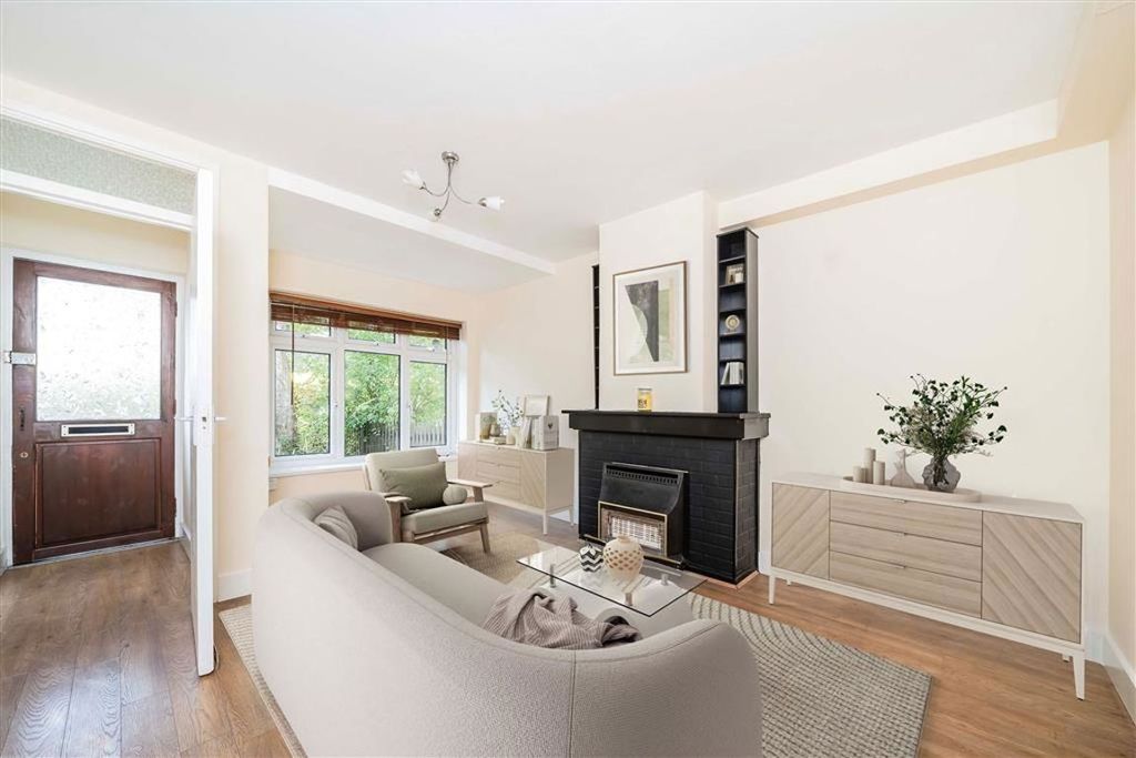 Property photo 2 of 4