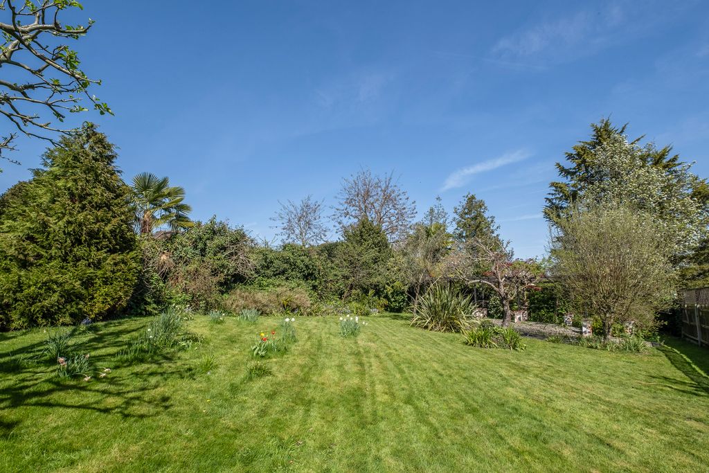 Property photo 3 of 5