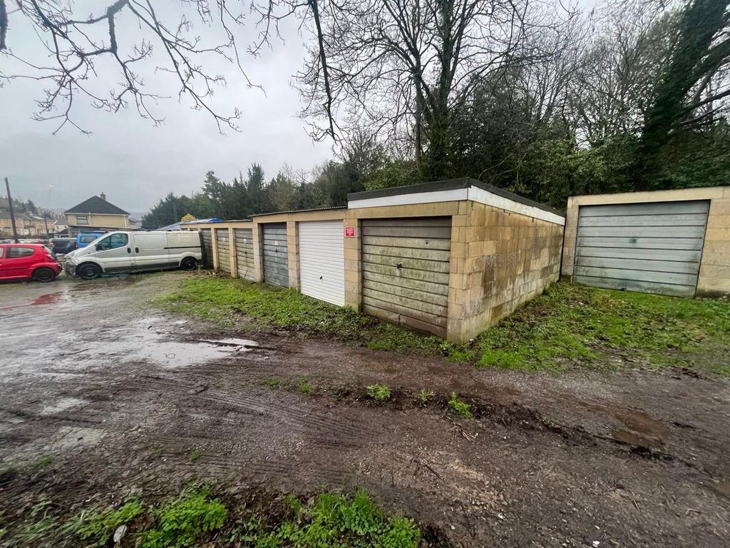 Property photo 2 of 7