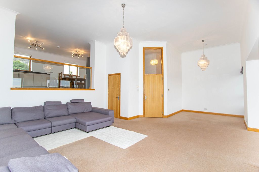 Property photo 3 of 12 Not Specified