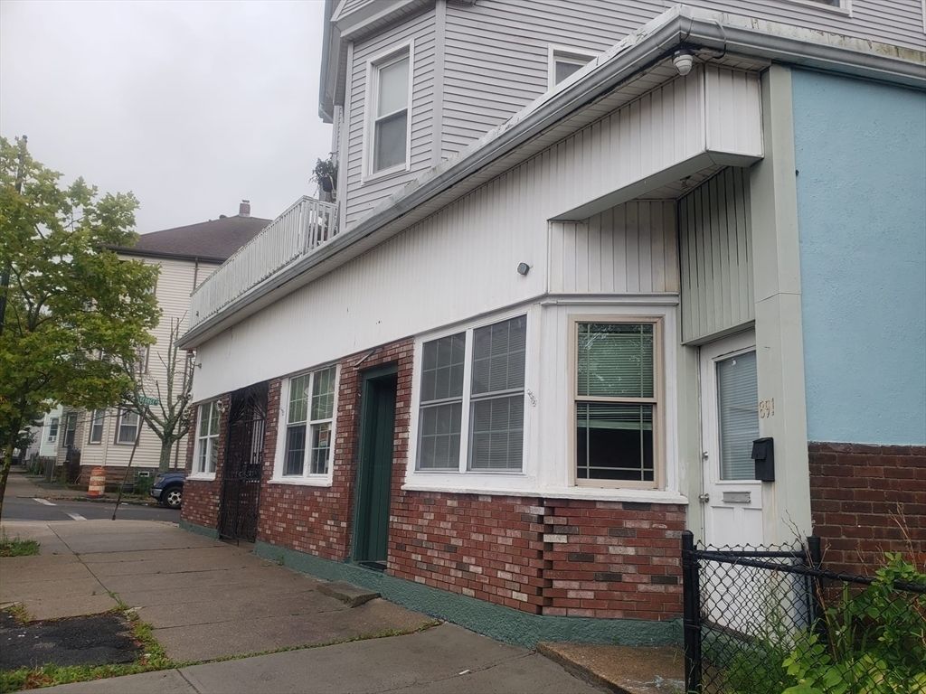 Property photo 2 of 17 <Alttext/>