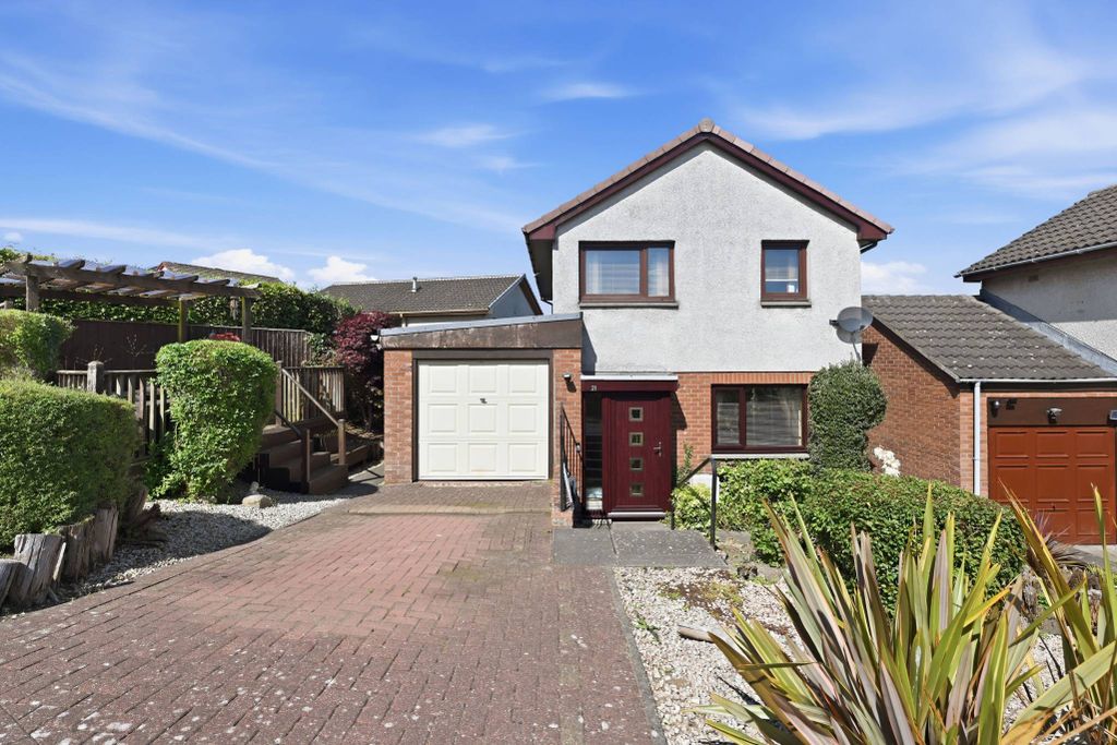 Property photo 1 of 23