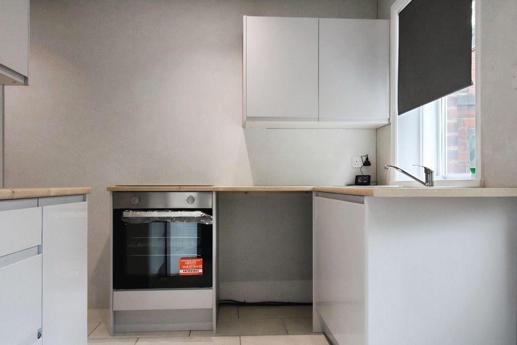 Property photo 3 of 7 Pbox-Img.Jpg