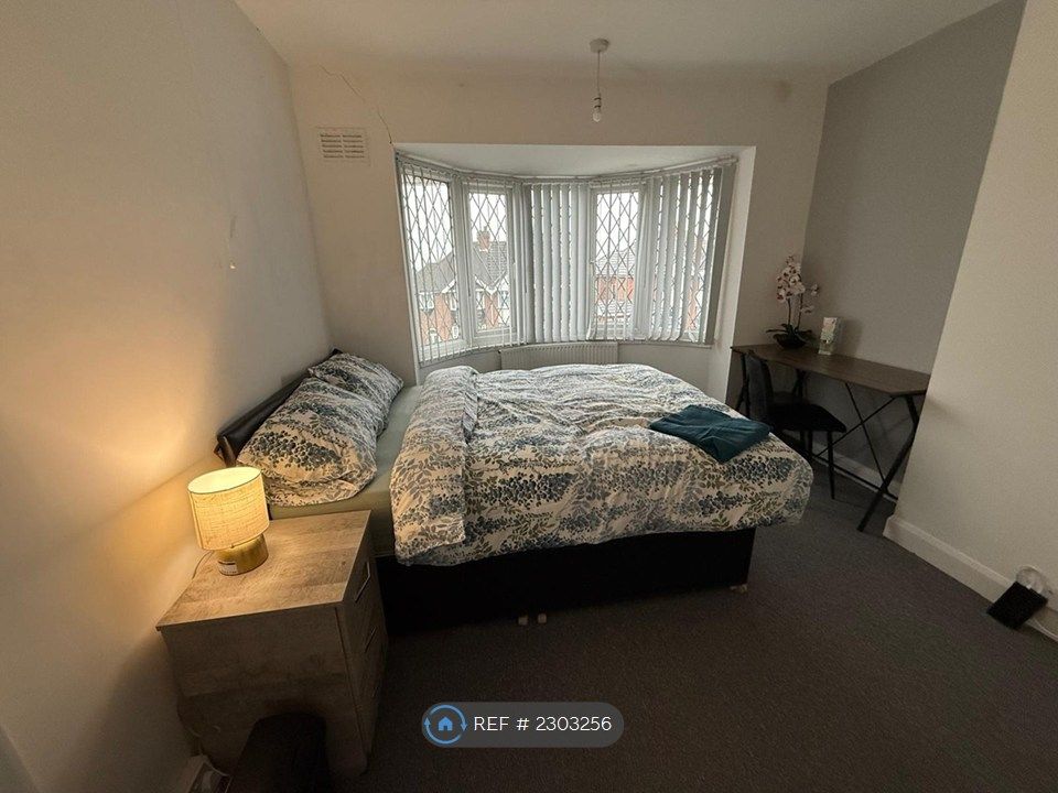 Property photo 2 of 10 Room B