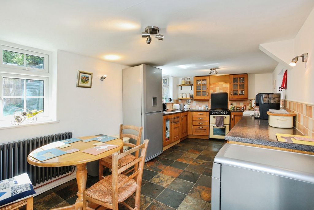 Property photo 3 of 14 Pbox-Img.Jpg