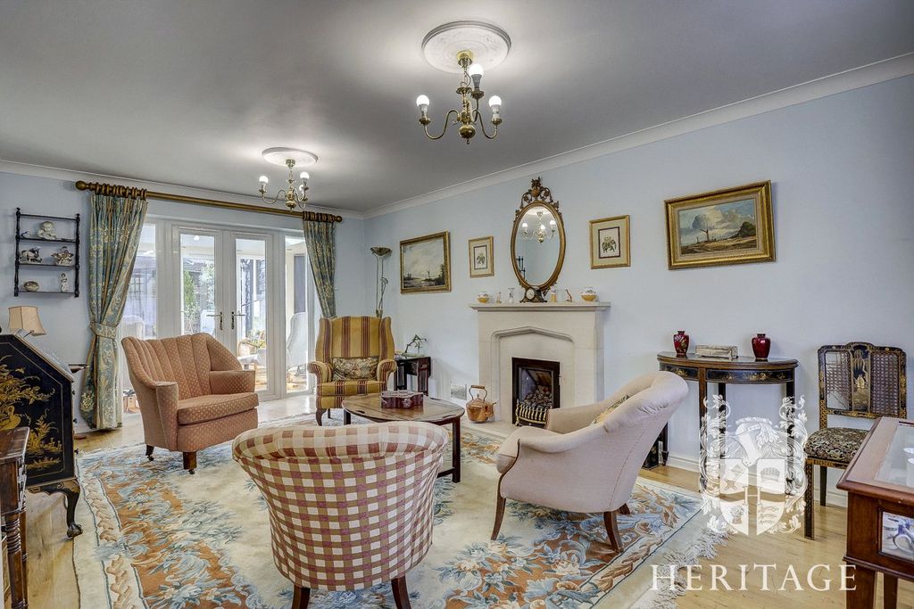 Property photo 3 of 23 Picture No. 22