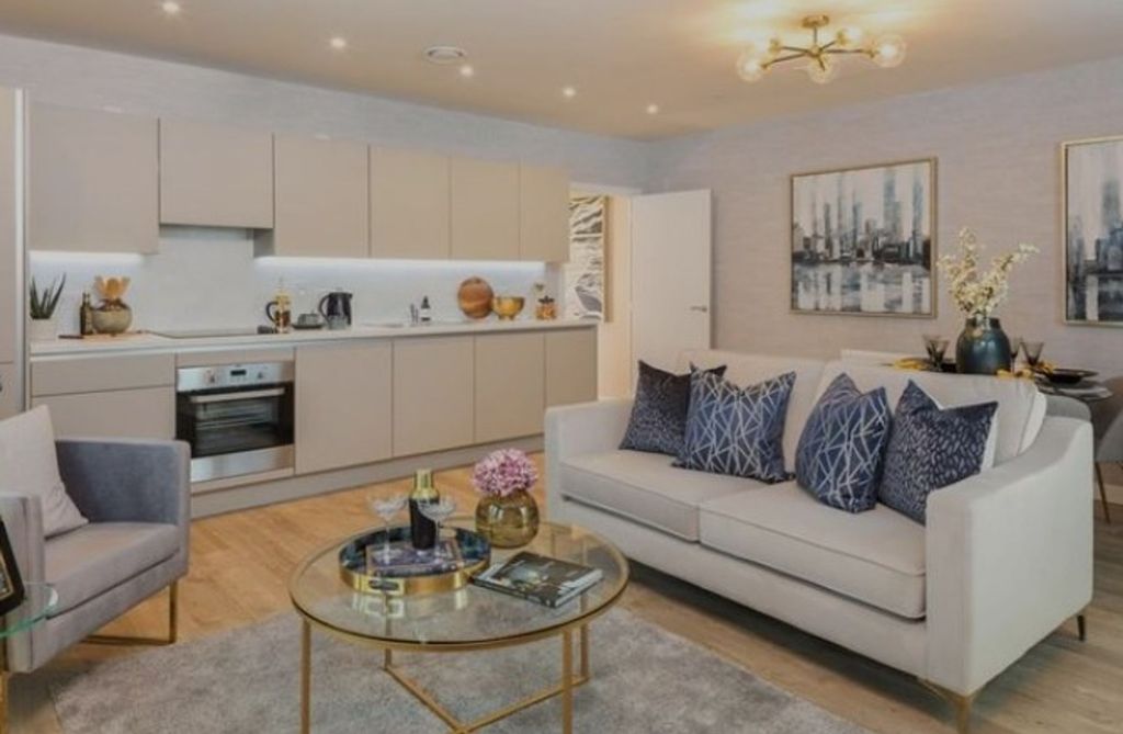 Property photo 1 of 3