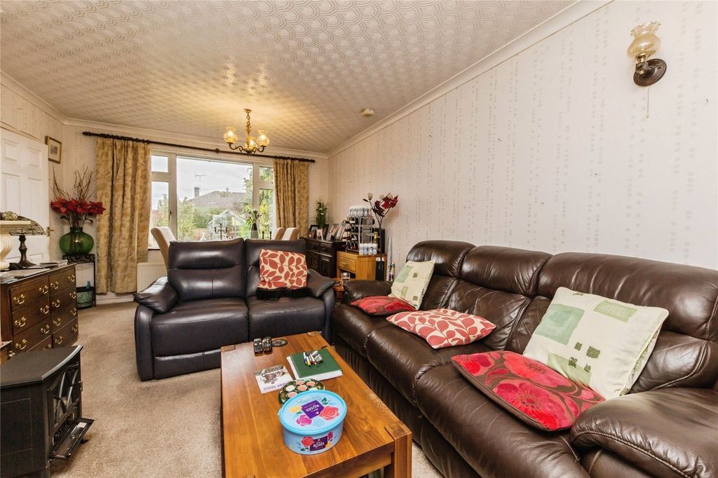 Property photo 3 of 16 Picture No. 13