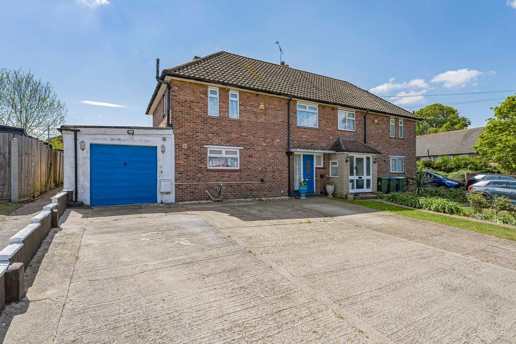 Property photo 1 of 31 Photo 30