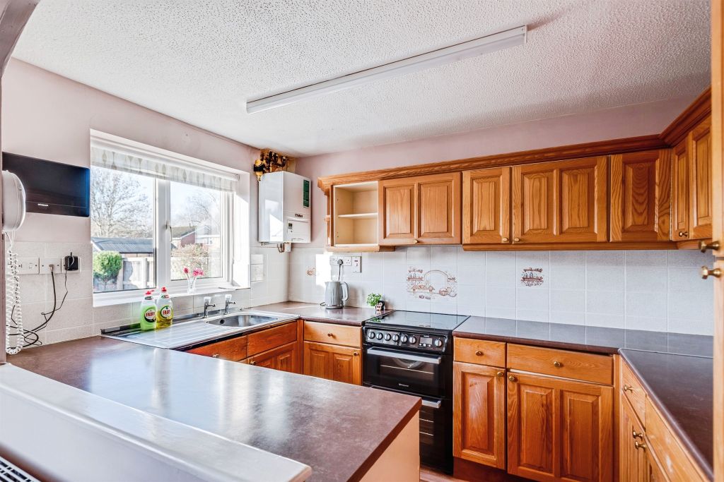 Property photo 2 of 13