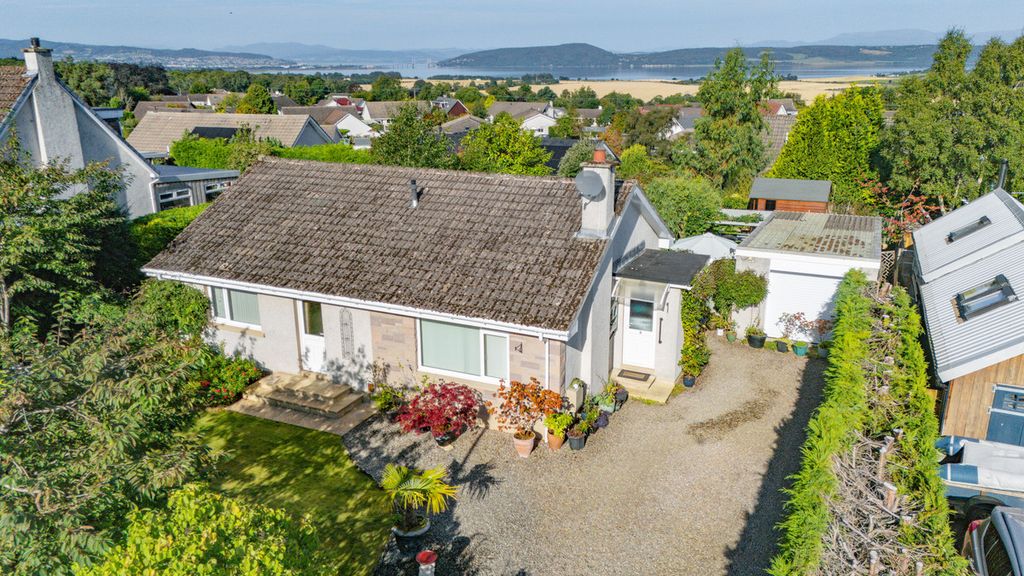 Property photo 1 of 37