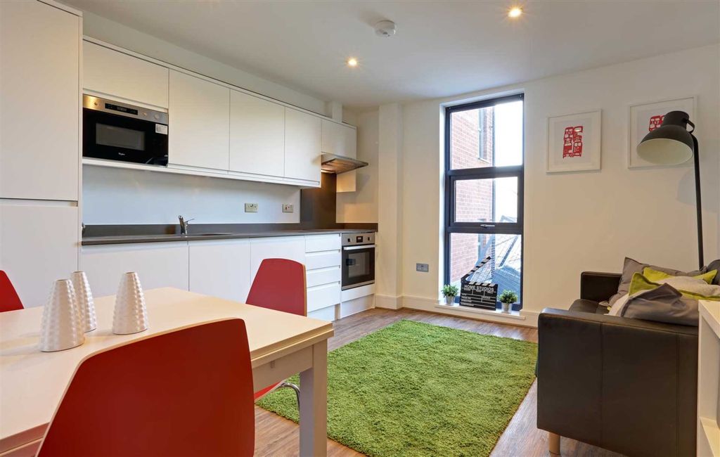 Property photo 1 of 6