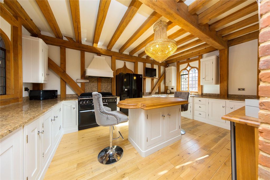 Property photo 3 of 27 Picture No. 14