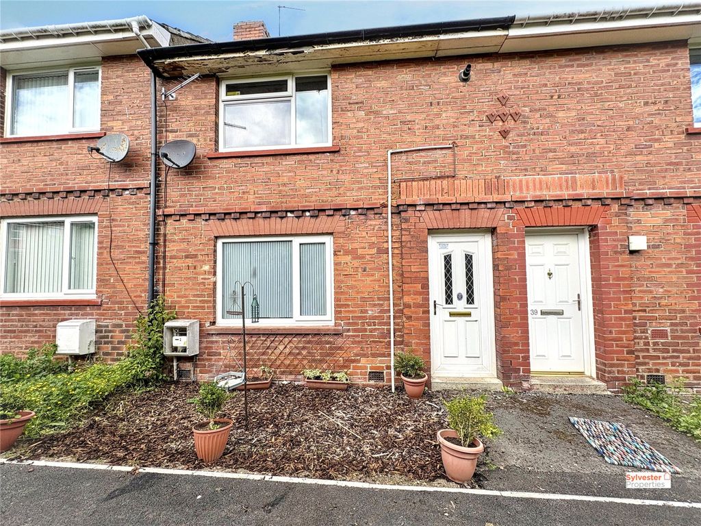 Property photo 2 of 18 Picture No. 11