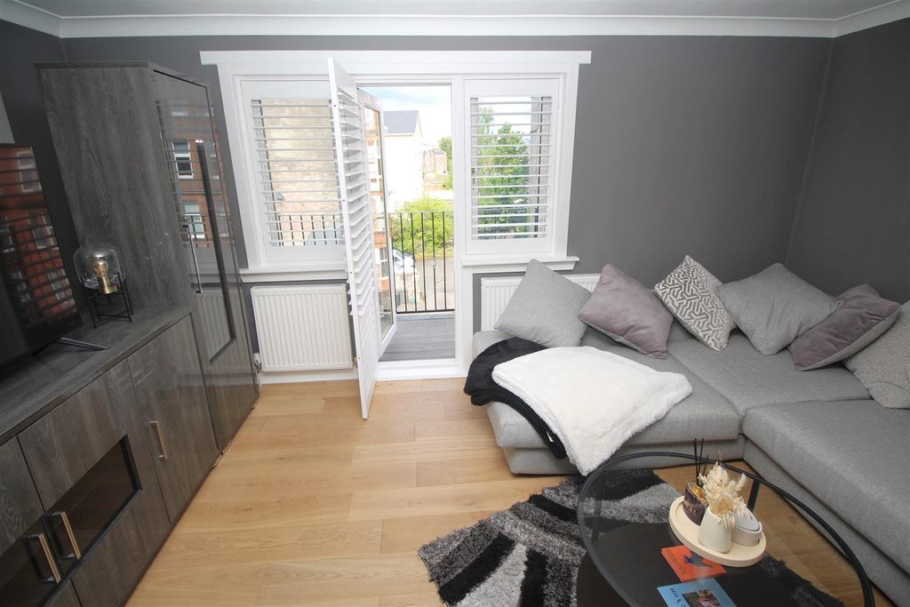 Additional image 6 of 3 bed flat for saleMargaret Street, Greenock PA16