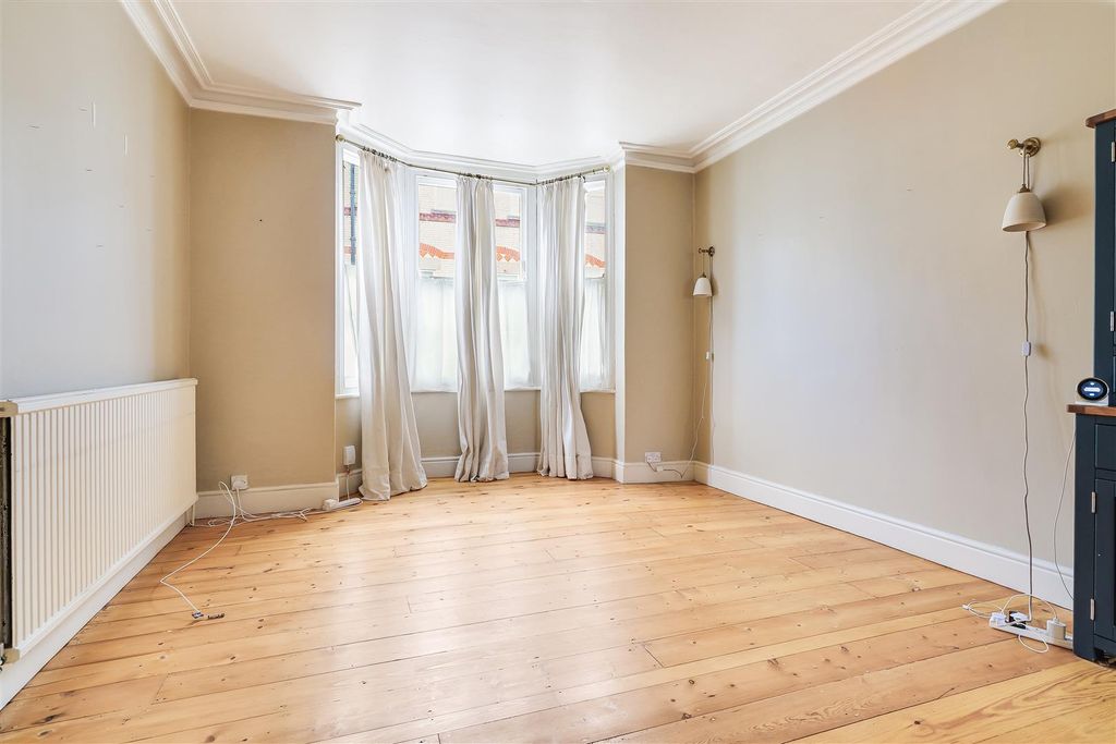 Property photo 2 of 19 Img (16).Jpg