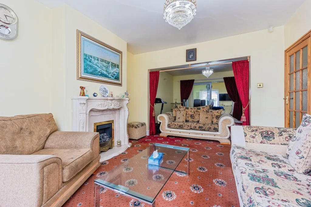 House in Manchester M21, Greater Manchester - View 6