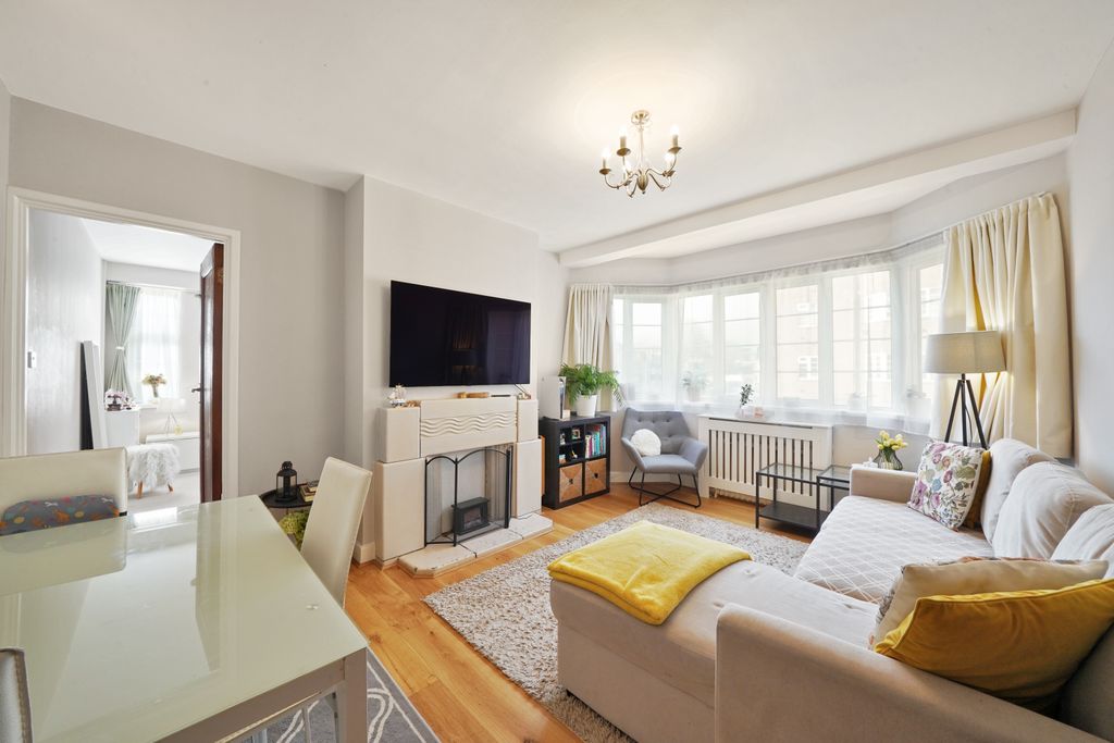 Property photo 2 of 19