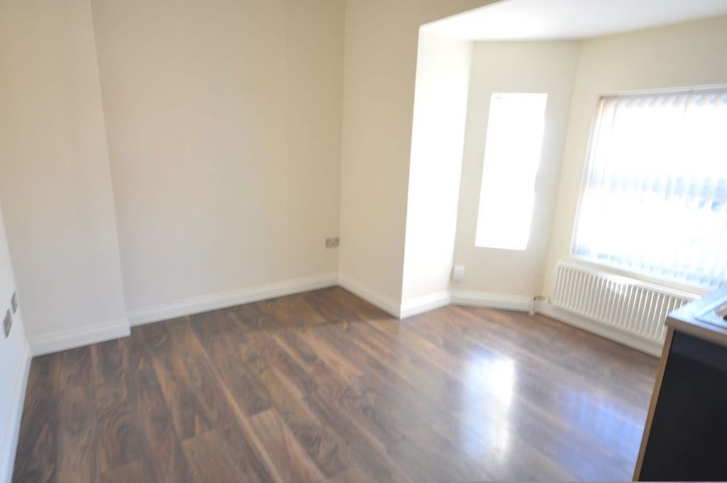 Property photo 2 of 5